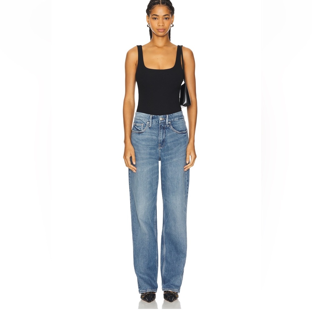 Good American (on Revolve) straight 90s leg jeans
